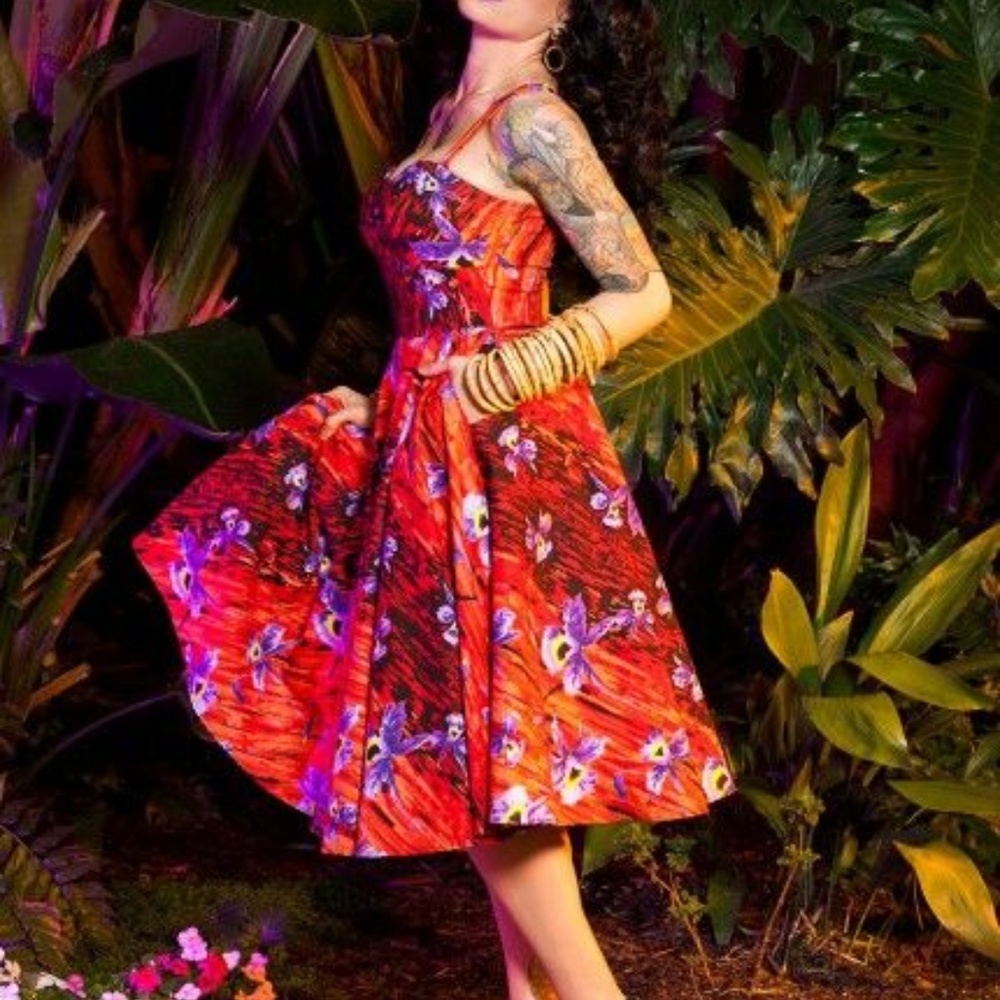 Deadly Dames Hawaiian Hideaway